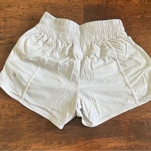 Lululemon white Tracker Short